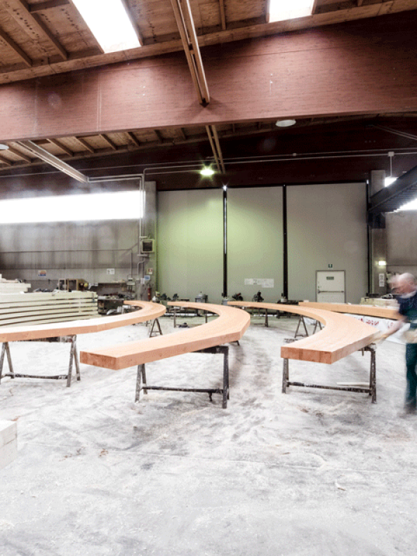 DRIVING-THE-FUTURE-2